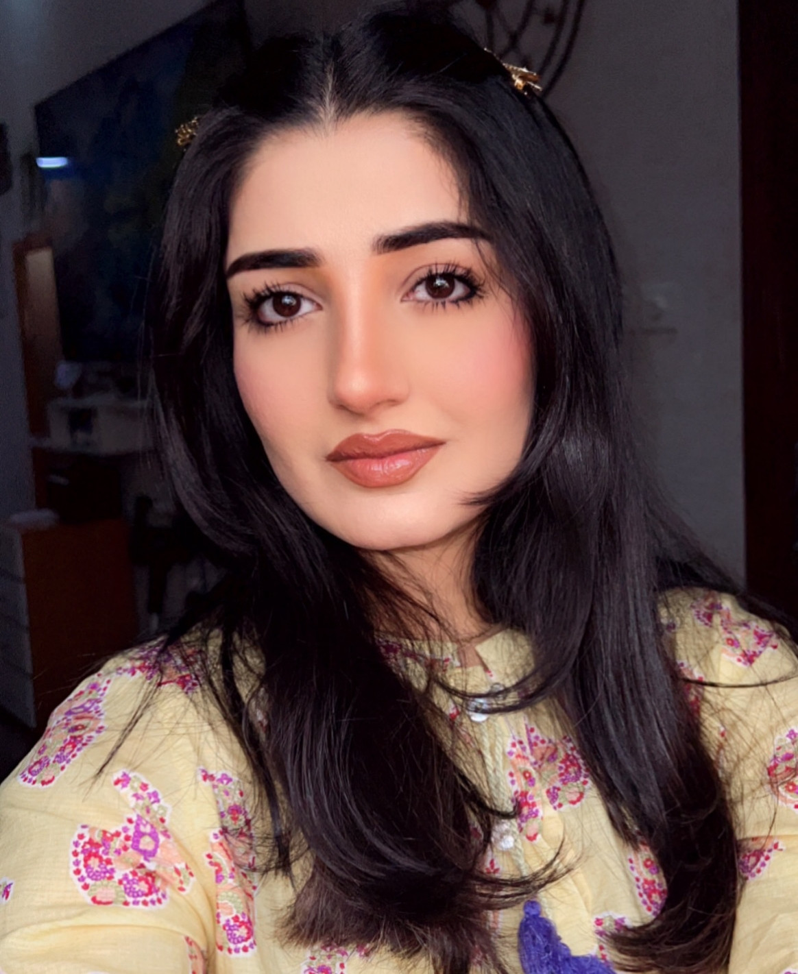 লাল পরীর বাথরুমে চুক্তি